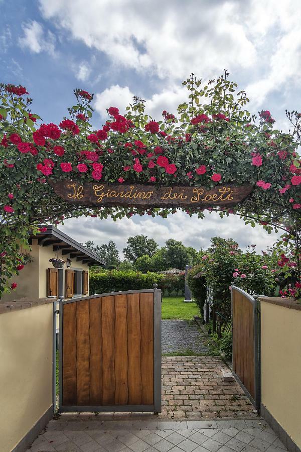 B&B Il Giardino Dei Poeti And Apartaments Lucca Dış mekan fotoğraf